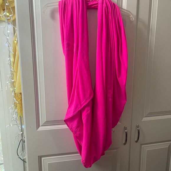 Lululemon Hot Pink Scarf Wrap One size Read Description - Picture 3 of 6